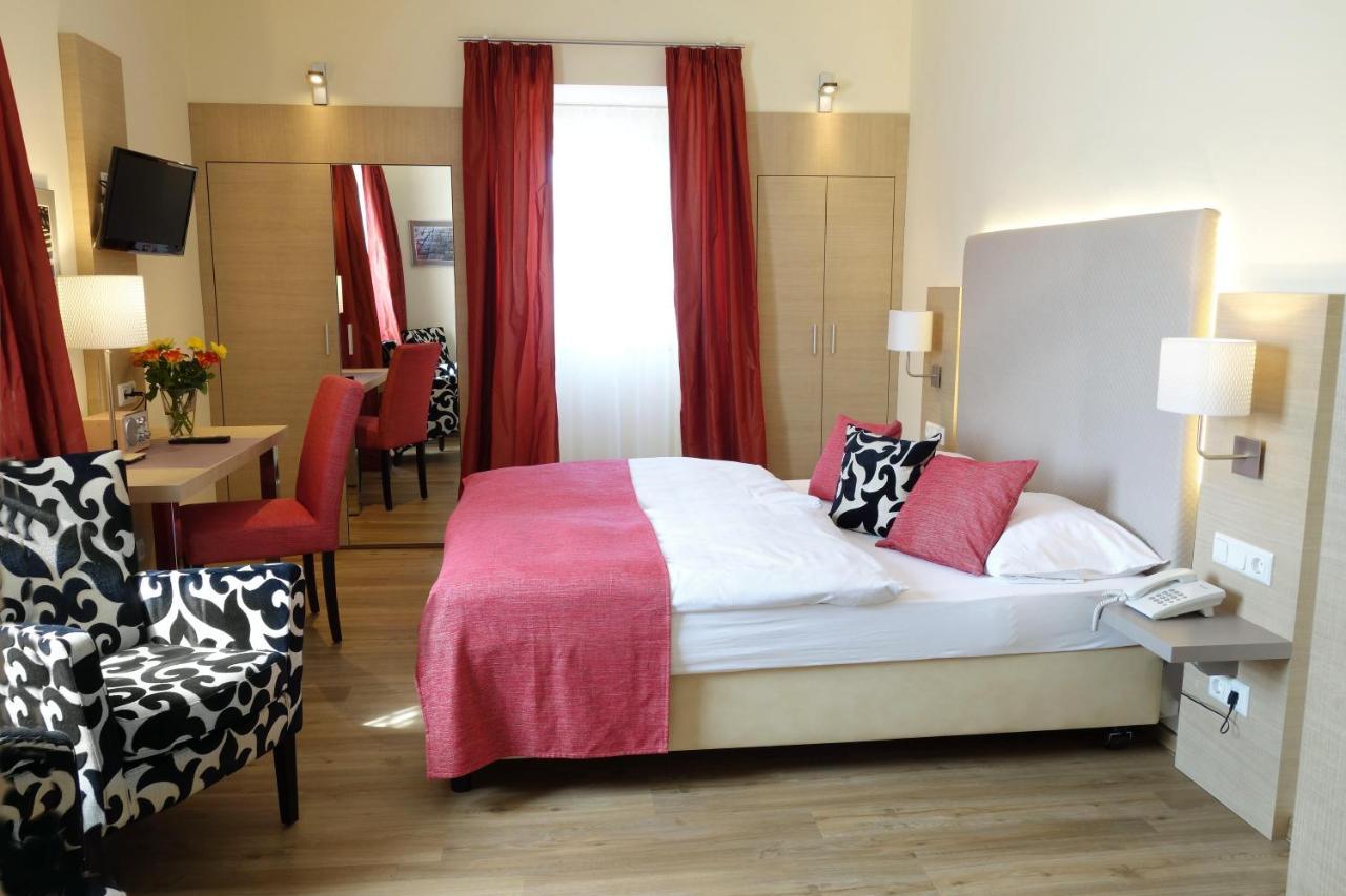 Hotel-Appartement Sonne Gersfeld Dış mekan fotoğraf